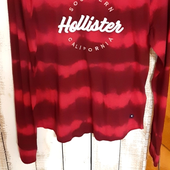 New Hollister red long sleeve tee  size Med. - Picture 2 of 3